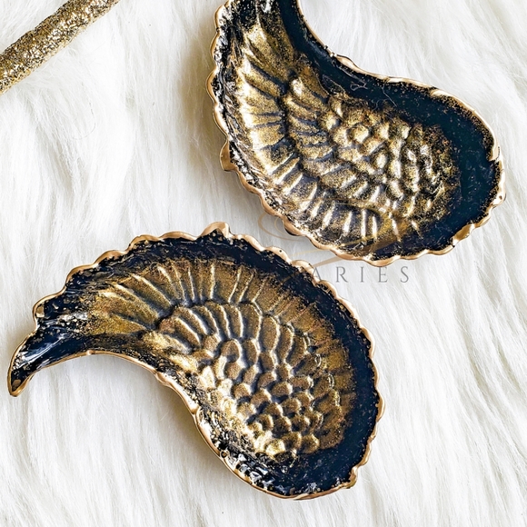 SOLD - Angel Wings Trinket Dish Set - Picture 3 of 10